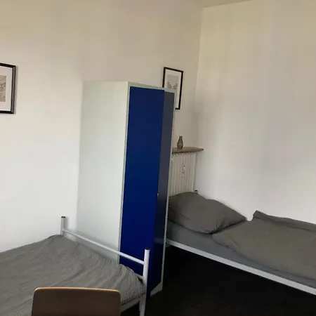 Grosse Handwerkerwohnung In Walle Apartment