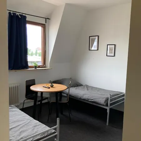 Grosse Handwerkerwohnung In Walle Appartement